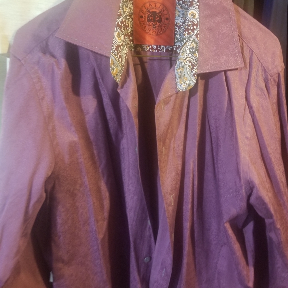 Long sleeved dress shirt